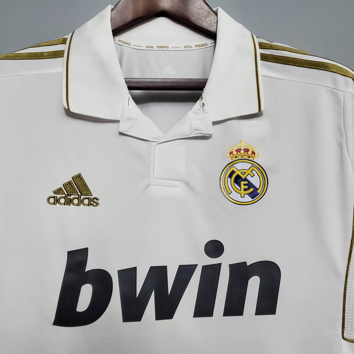 Real Madrid (Home) 2011/12 White Retro Jersey