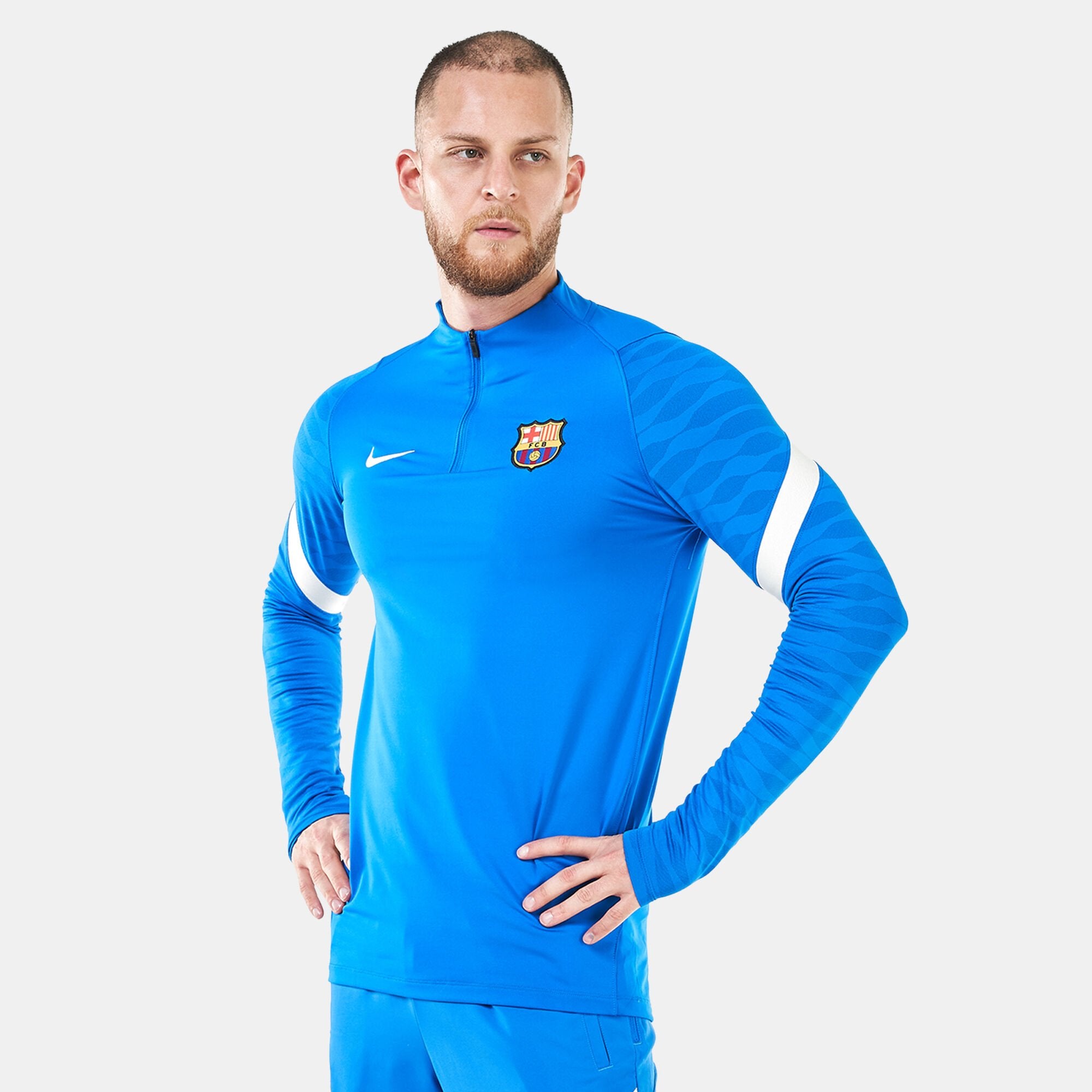 Barcelona squad jacket deals